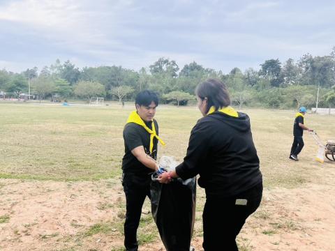 กิจกรรมเคารพธงชาติและจิตอาสาทำความสะอาด